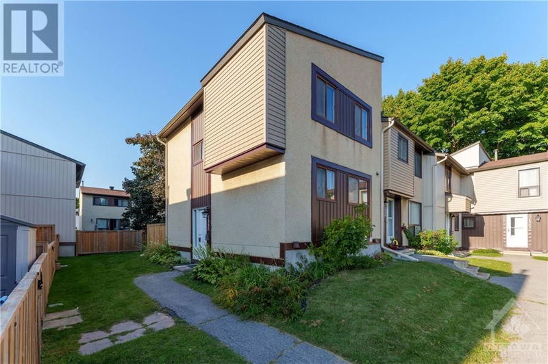 1357 BETHAMY Lane  Ottawa, K1J8P5 | Image 1