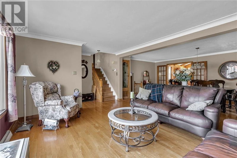 611 MCCONNELL Street  Cornwall, K6H4L9 | Image 3