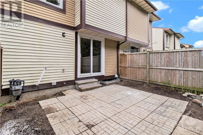 1444 FOXWELL ST Street  Ottawa, K1B5J4 | Image 25