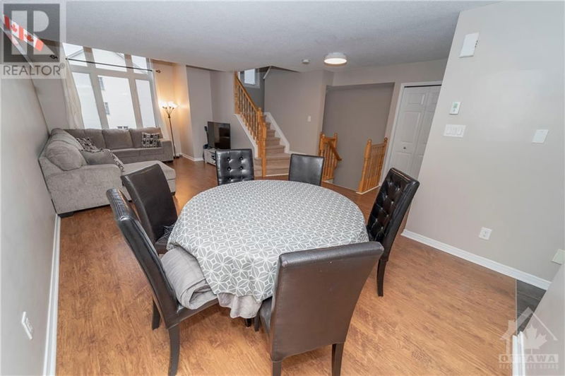 386 GALSTON Private  Ottawa, K1W0G3 | Image 10