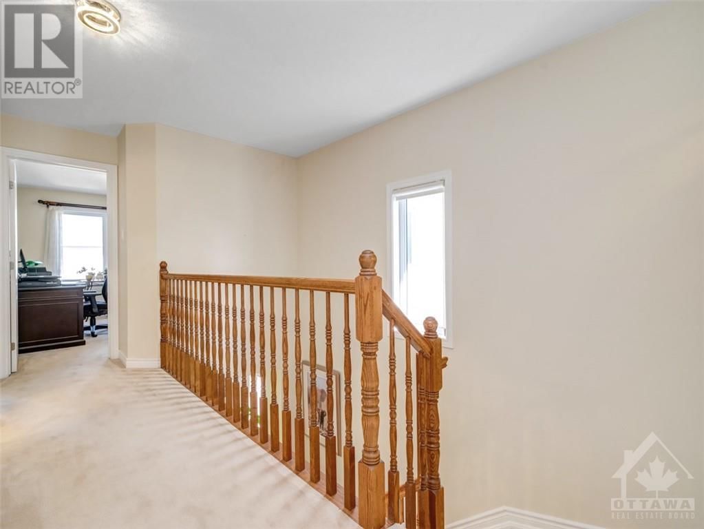 1572 CARRONBRIDGE CIRCLE Image 19