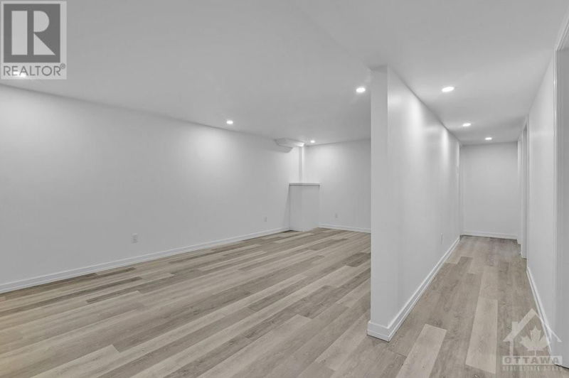 17 WESTWOOD Drive  Ottawa, K2G2W8 | Image 21