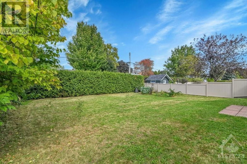 17 WESTWOOD Drive  Ottawa, K2G2W8 | Image 28