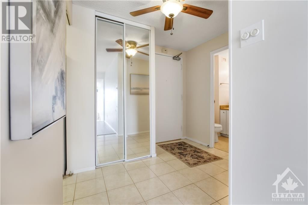 1100 AMBLESIDE DRIVE UNIT#511 Image 3