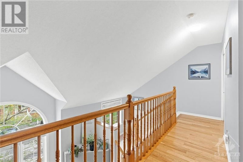 72 BRISTON Private  Ottawa, K1G5P5 | Image 21