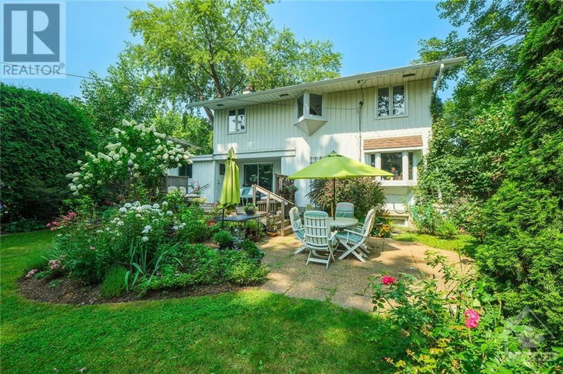 722 FIELDING Drive  Ottawa, K1V7G5 | Image 26