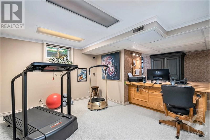 1 RIDEAU GLEN Drive  Ottawa, K2C3H1 | Image 24