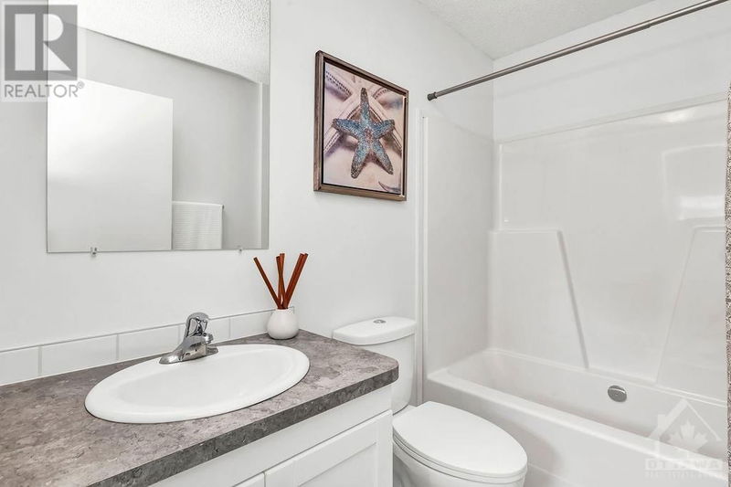 41 VANIER Road  Ottawa, K2H7S6 | Image 22