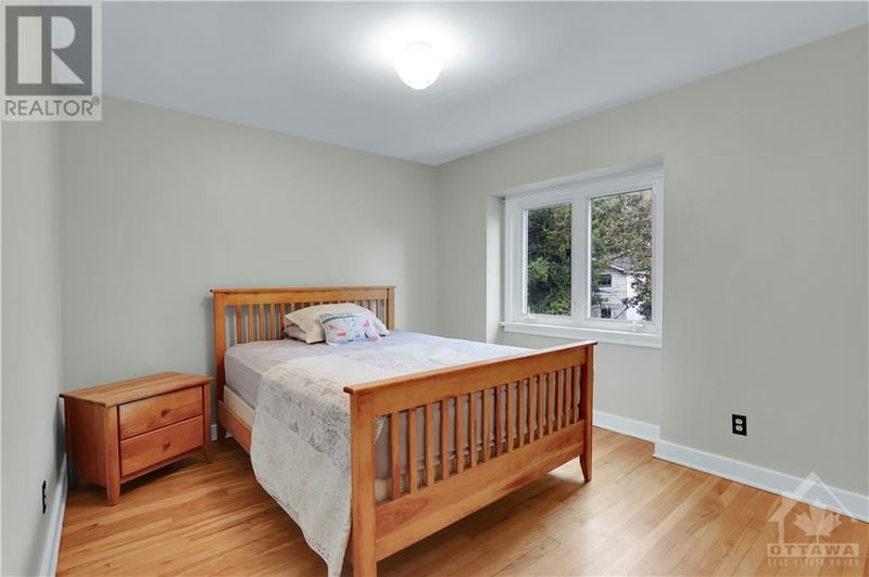 232 BELFORD Crescent  Ottawa, K1Z7B1 | Image 13