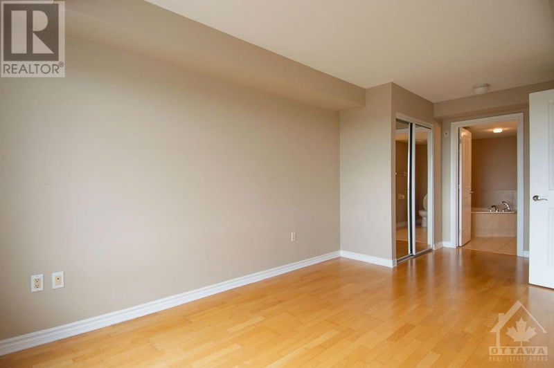  811 - 314 CENTRAL PARK Drive  Ottawa, K2C4G4 | Image 7