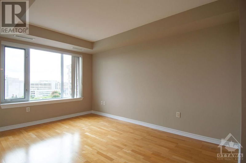  811 - 314 CENTRAL PARK Drive  Ottawa, K2C4G4 | Image 8