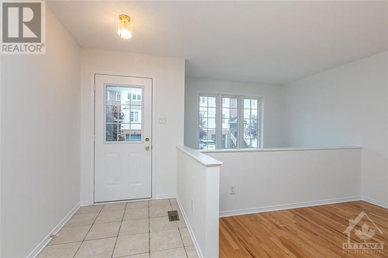 242 GERSHWIN Private  Ottawa, K2H1G5 | Image 2