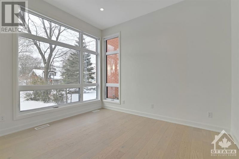 255 COWLEY Avenue  Ottawa, K1Y0H2 | Image 10