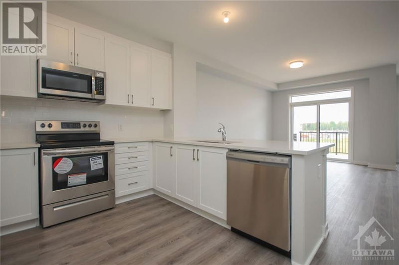 269 DAVID LEWIS Private  Ottawa, K4A5S7 | Image 11