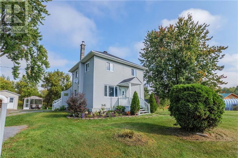 17219 HEADLINE Road West Long Sault, K0C1P0 | Image 1