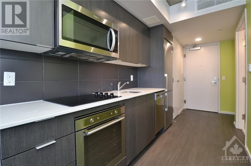 105 CHAMPAGNE AVENUE S UNIT#1217 Image 3