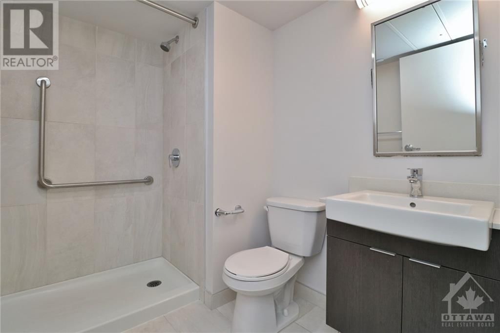 105 CHAMPAGNE AVENUE S UNIT#1217 Image 8