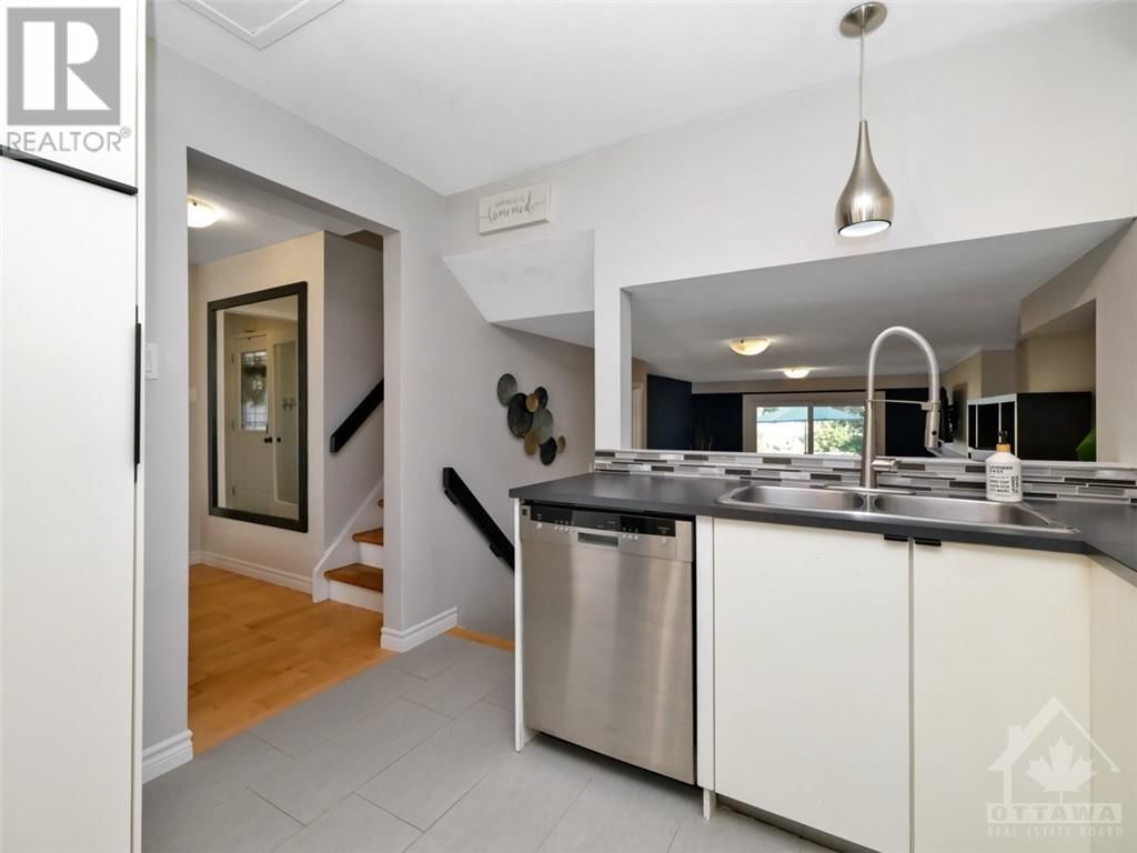 7 MEDHURST DRIVE Image 11