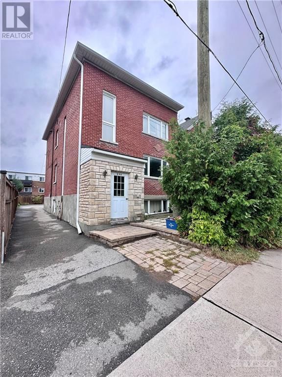 208 CAMBRIDGE Street North Ottawa, K1R7A9 | Image 1