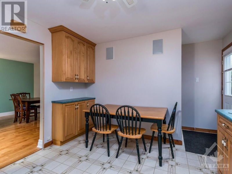 27 SHOULDICE Crescent  Kanata, K2L1M8 | Image 13