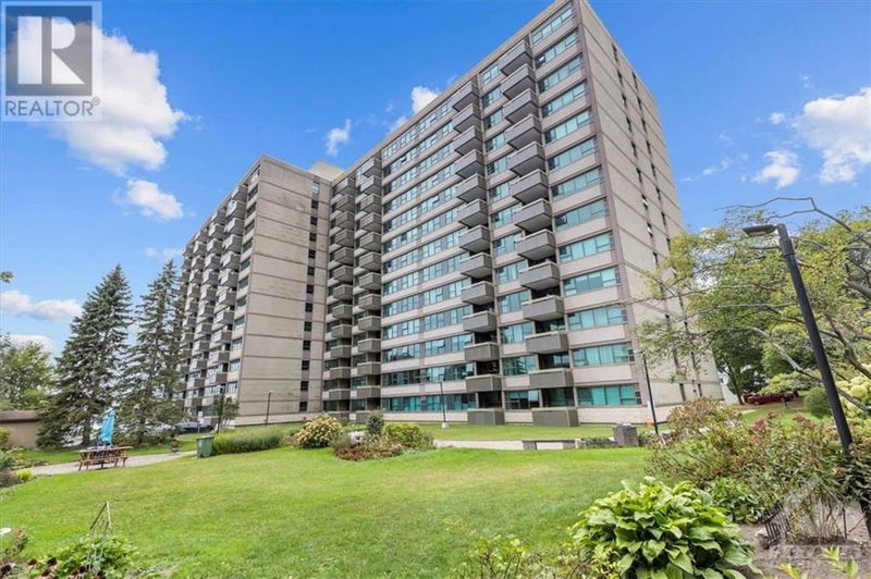  PH4 - 555 BRITTANY Drive  Ottawa, K1K4C5 | Image 22