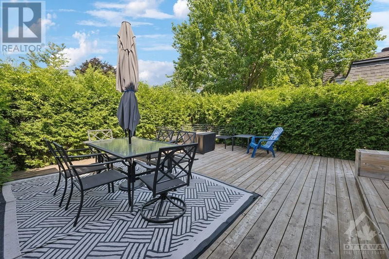 13 RIDGEBURN Gate  Ottawa, K1B4C7 | Image 25