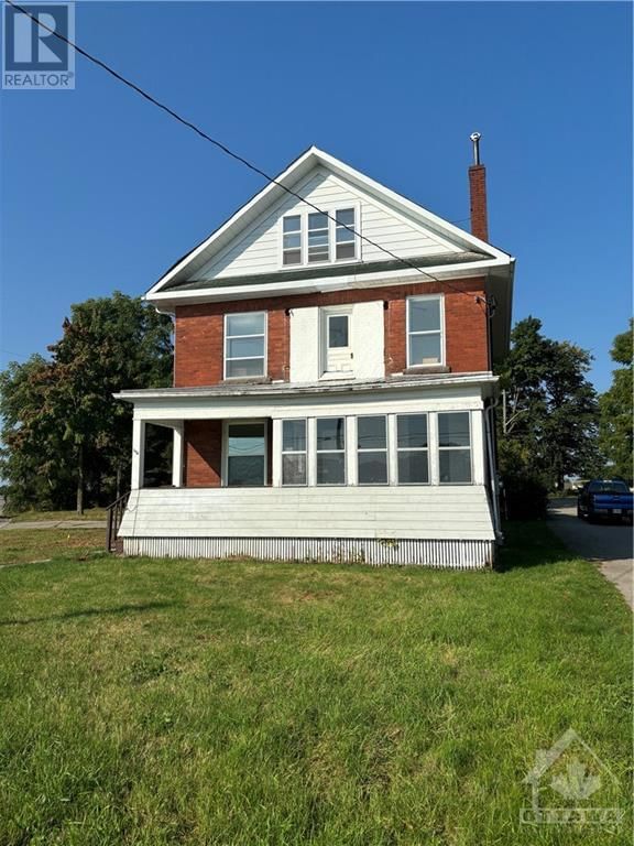 196 BROCKVILLE Street  Smiths Falls, K7A3Z1 | Image 2