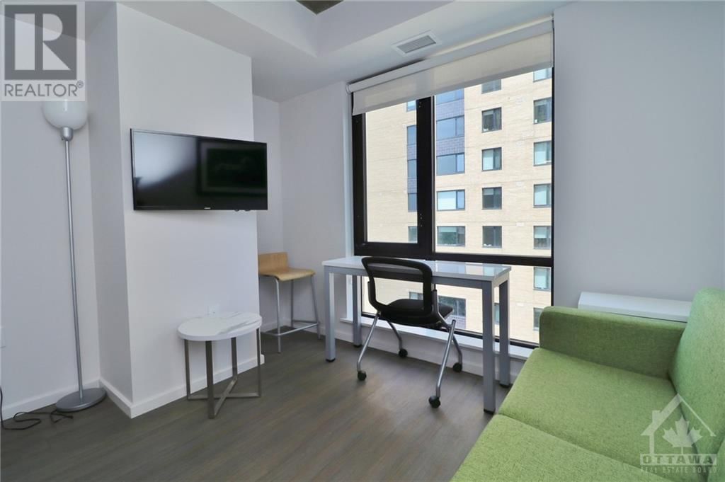 105 CHAMPAGNE AVENUE UNIT#908 Image 10