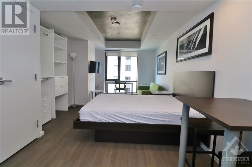 105 CHAMPAGNE AVENUE UNIT#908 Image 5