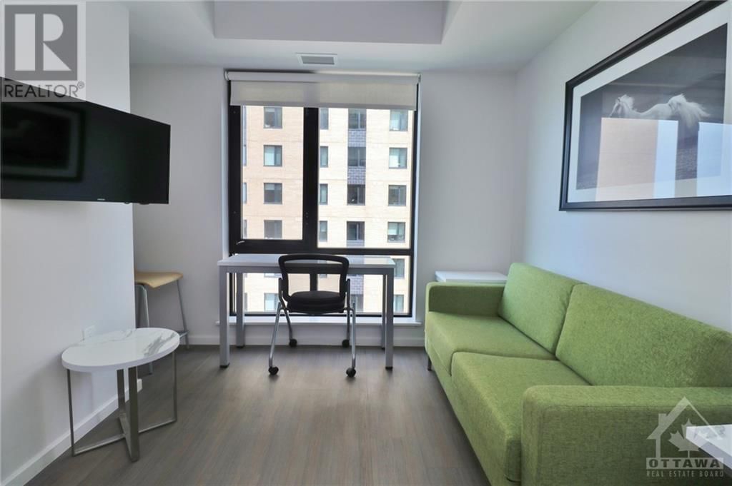 105 CHAMPAGNE AVENUE UNIT#908 Image 9