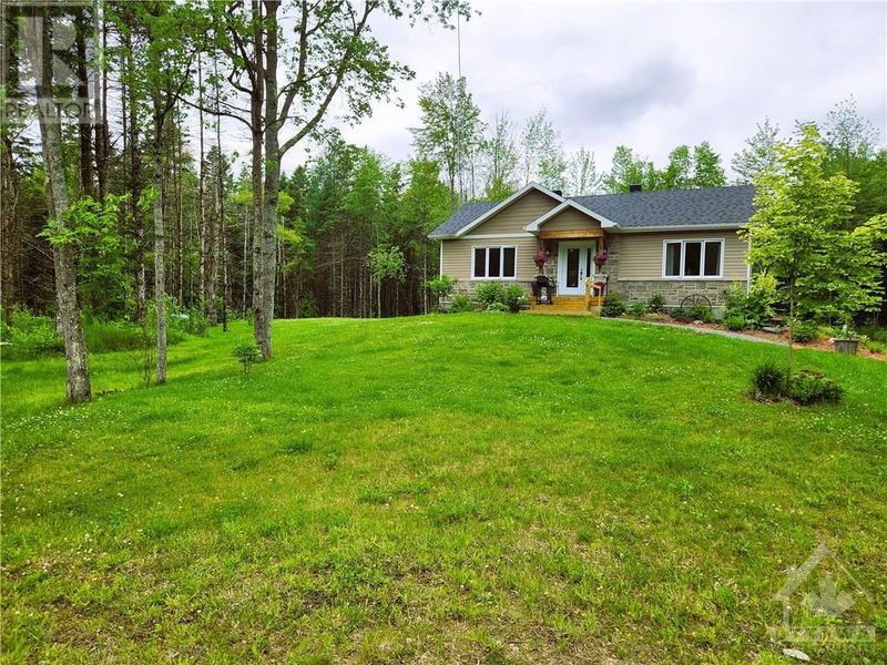 1410 DU GOLF Road  Clarence Creek, K0A1N0 | Image 1