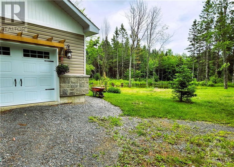 1410 DU GOLF Road  Clarence Creek, K0A1N0 | Image 21