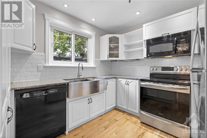 862 BORLAND Drive  Ottawa, K1E1X5 | Image 8