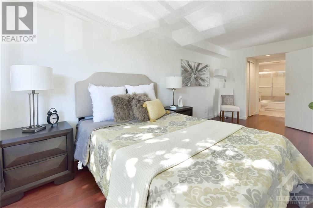 45 HOLLAND AVENUE UNIT#215 Image 13