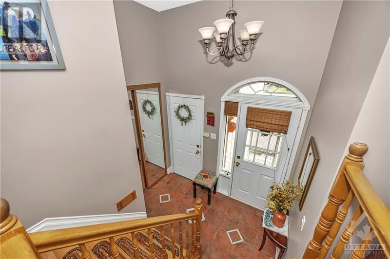 1694 TOULOUSE Crescent  Ottawa, K1C6K3 | Image 3