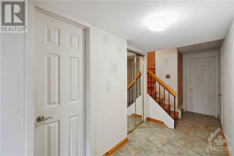 2058 GATINEAU VIEW Crescent  Ottawa, K1J7X1 | Image 5