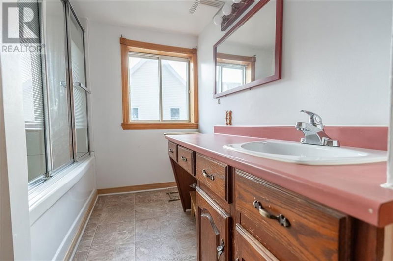 320 FIRST Street West Cornwall, K6J1C7 | Image 20