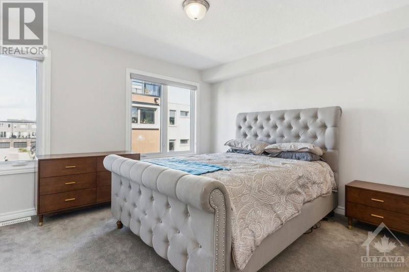 827 MIKINAK Road  Ottawa, K1K4Z9 | Image 22