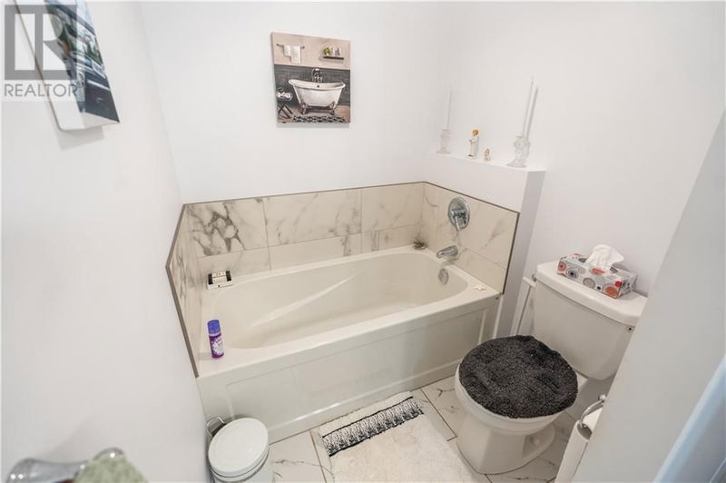 124 EMILY JADE Crescent  Cornwall, K6K0B6 | Image 17