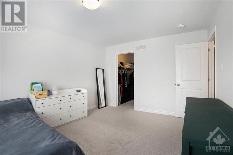 811 CLAPHAM Terrace  Ottawa, K2S2N8 | Image 18