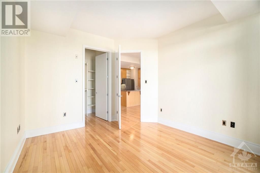 420 BERKLEY AVENUE UNIT#609 Image 10