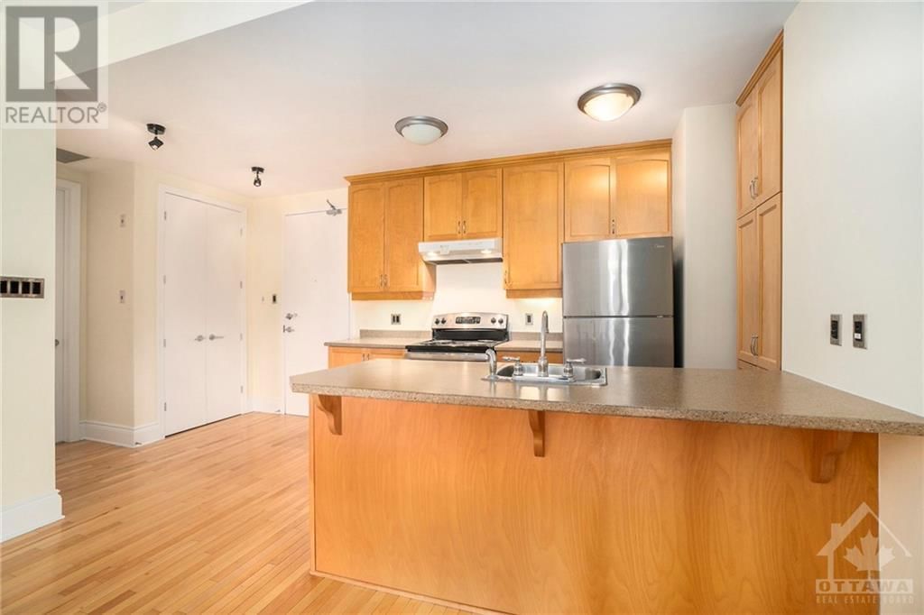 420 BERKLEY AVENUE UNIT#609 Image 5