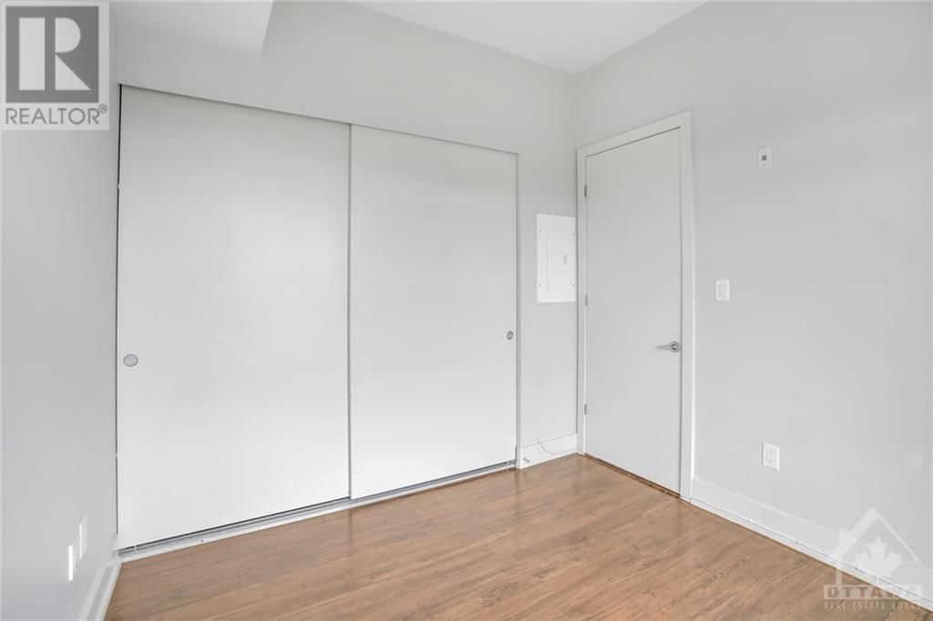 100 CHAMPAGNE AVENUE S UNIT#1004 Image 15