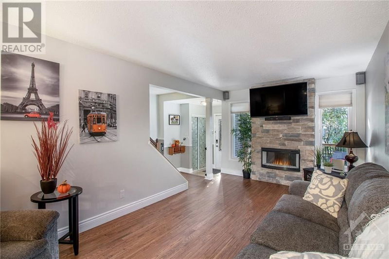 1090 TAFFY Lane  Ottawa, K1C1Y5 | Image 2