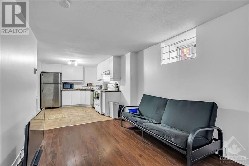 558 GILMOUR Street  Ottawa, K1R5L6 | Image 23