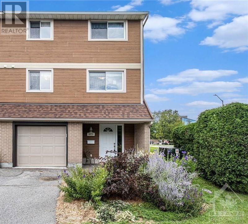 4629 CARRINGTON Place  Ottawa, K1B4R1 | Image 1