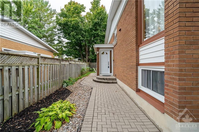 67 WOODMOUNT Crescent  Ottawa, K2E5P9 | Image 3