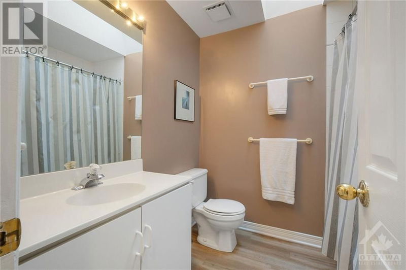  A - 130 HAWTHORNE Avenue  Ottawa, K1S0B3 | Image 23