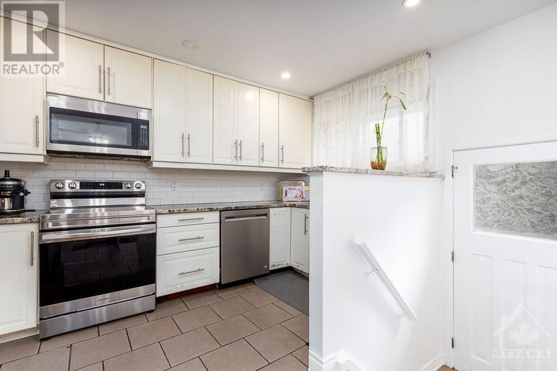 58 WIGAN Drive  Ottawa, K2E6L1 | Image 10