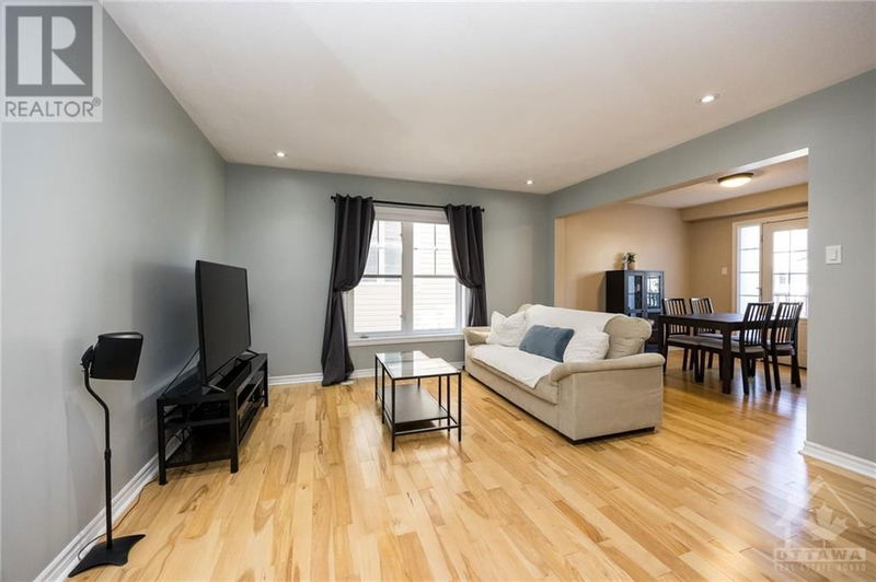 2056 MADRID Avenue  Ottawa, K2J0K6 | Image 7